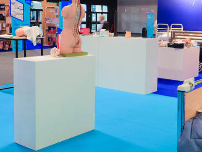 Houten Sokkel op Maat - Displayzuil voor Beurs & Winkel