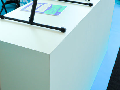 Houten Sokkel op Maat - Displayzuil voor Beurs & Winkel